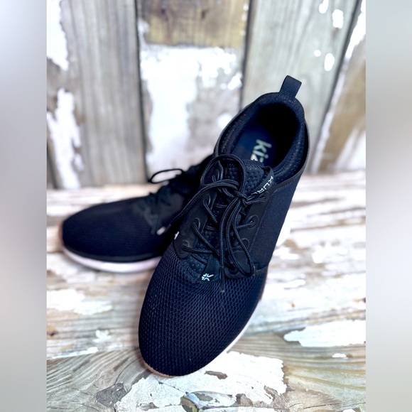 KURU Atom Cloud with Kizik Insole Size 10 Black - Picture 1 of 16